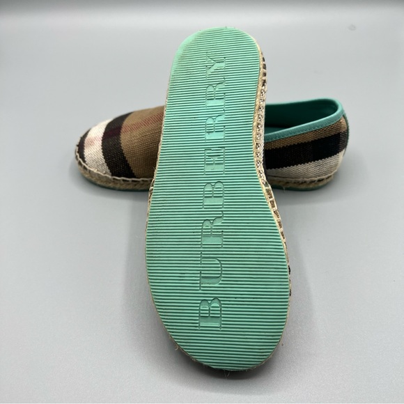 Burberry Kids Espadrilles Girls comfortable Shoes Beige and blue size 30 - Picture 11 of 14
